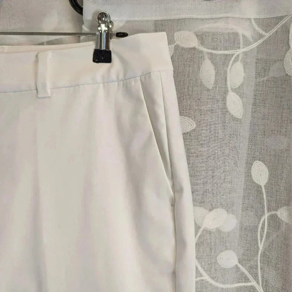 Nike Golf White Dri-Fit Ankle Pants, Size 8 - Picture 3 of 7